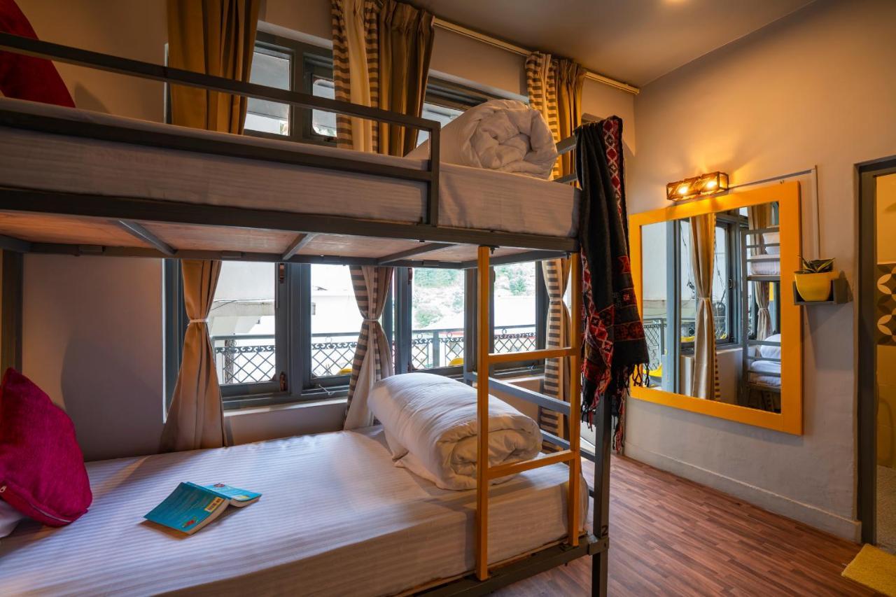 Zostel Mcleodganj Hostel McLeod Gandzs Kültér fotó